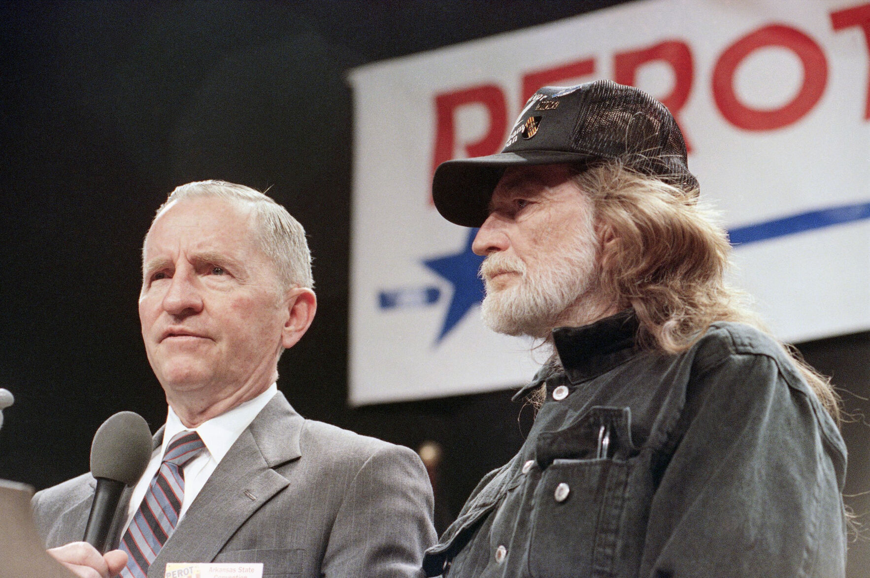 1992: Willie Nelson and Ross Perot